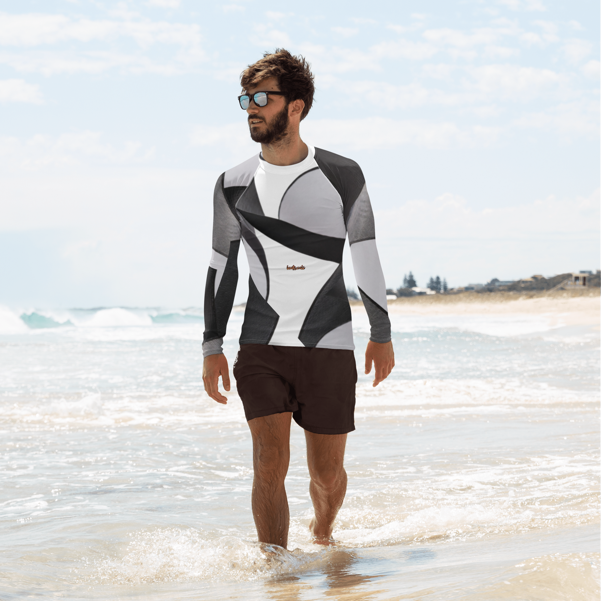 Constructed from 82% polyester and 18% spandex, this rash guard features a soft, four-way stretch fabric that contours perfectly to your body, thus providing unmatched comfort during all activities. Engage confidently; with your skin safeguarded against damaging UV rays, its UPF 50+ protection ensures that ultimate protection. With flat ergonomic seams and cover stitching, beats.cali’s rash guards are built for endurance, letting you concentrate on your performance without concern for wear and tear.