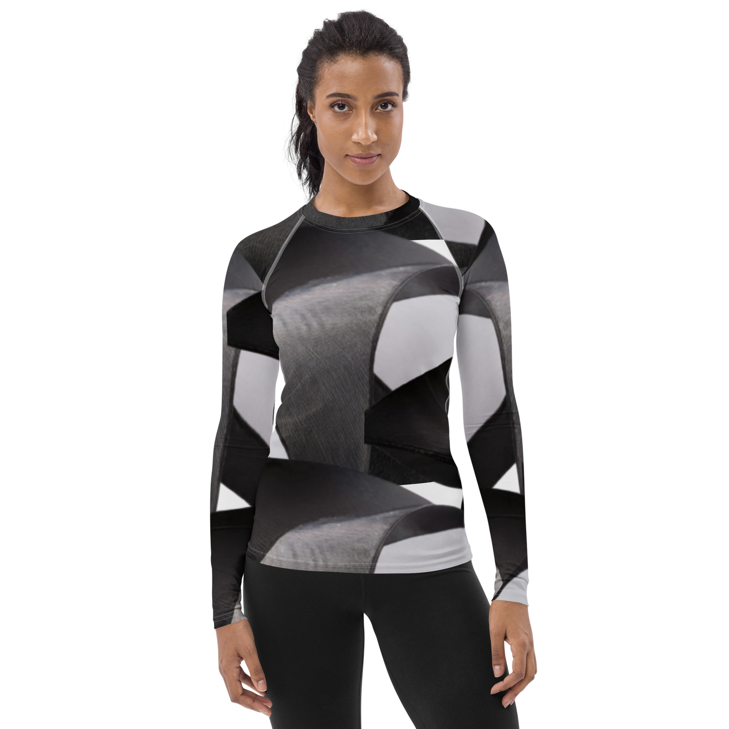 Constructed from 82% polyester ,18% spandex, this rash guard features a soft, four-way stretch fabric that contours perfectly to your body. Engage confidently; with your skin safeguarded against damaging UV rays, its UPF 50+ protection ensures that ultimate protection. beats.cali’s rash guards are built for endurance