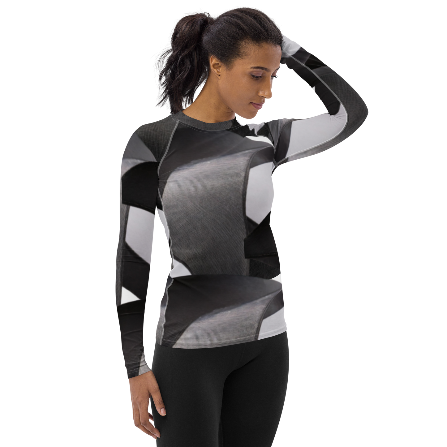 Constructed from 82% polyester ,18% spandex, this rash guard features a soft, four-way stretch fabric that contours perfectly to your body. Engage confidently; with your skin safeguarded against damaging UV rays, its UPF 50+ protection ensures that ultimate protection. beats.cali’s rash guards are built for endurance