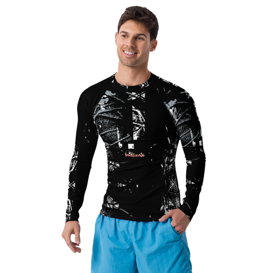Constructed from 82% polyester and 18% spandex, this rash guard features a soft, four-way stretch fabric that contours perfectly to your body, thus providing unmatched comfort during all activities. Engage confidently; with your skin safeguarded against damaging UV rays, its UPF 50+ protection ensures that ultimate protection. With flat ergonomic seams and cover stitching, beats.cali’s rash guards are built for endurance, letting you concentrate on your performance without concern for wear and tear. 