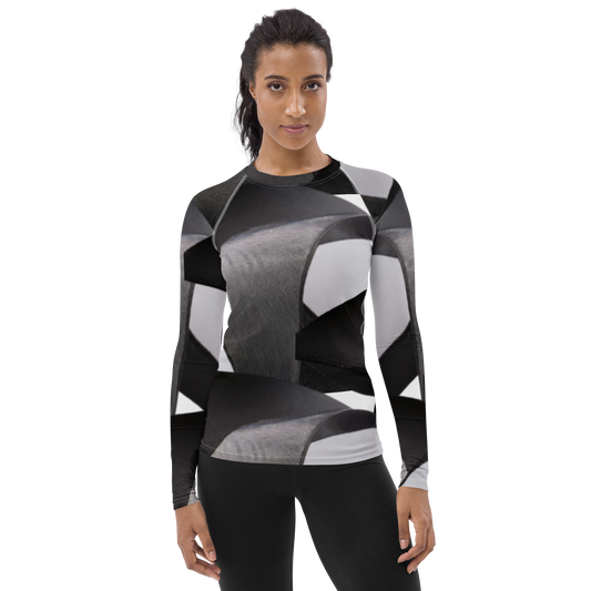 Constructed from 82% polyester ,18% spandex, this rash guard features a soft, four-way stretch fabric that contours perfectly to your body. Engage confidently; with your skin safeguarded against damaging UV rays, its UPF 50+ protection ensures that ultimate protection. beats.cali’s rash guards are built for endurance